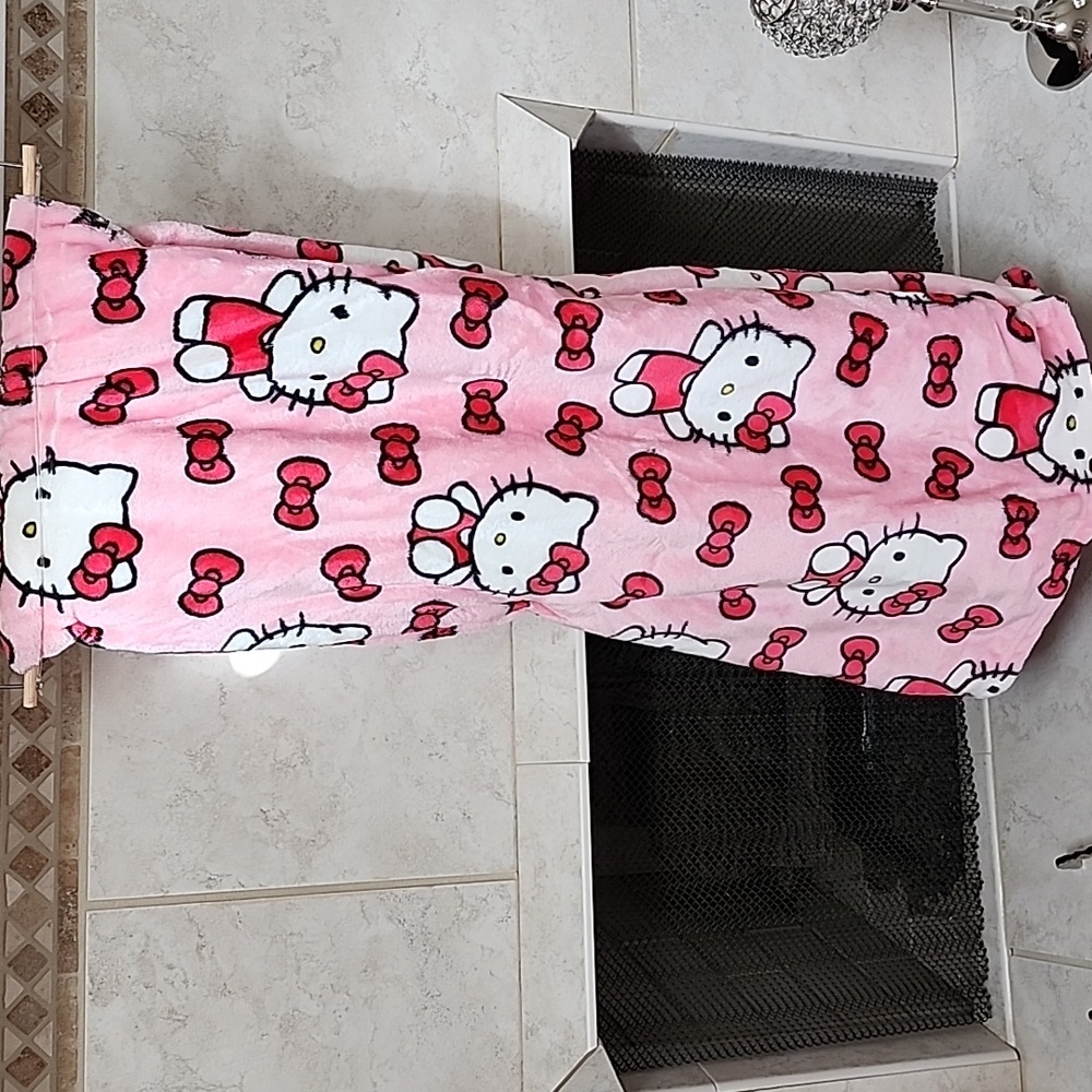 💗🩷 HELLO KITTY PLUSH CLOUD THROW 🩷💗